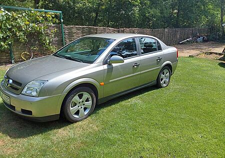Opel Vectra 2.2