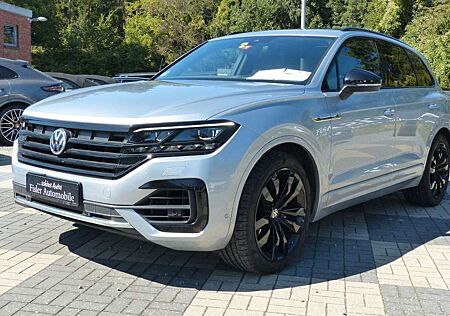 VW Touareg Volkswagen 3.0 TDI R-Line 4Motion Pano Black HeadUp
