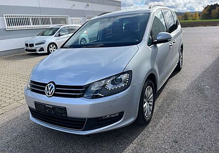 VW Sharan Volkswagen DSG Comfortline ACC Xenon Navi AHK 2017