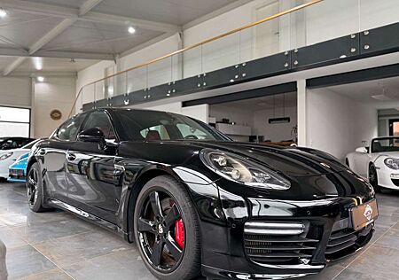 Porsche Panamera Turbo 4.8 V8/Carbon/Chrono/Sport-Design