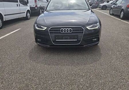 Audi A4 Avant 2.0 TDI DPF multitronic Attraction