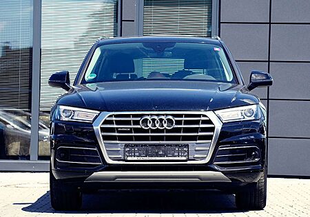Audi Q5 40 TDI quattro sport + 2 JAHRE GARANTIE *
