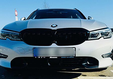 BMW 320d 320 Touring xDrive Aut. Sport Line