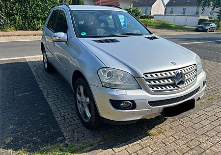 Mercedes-Benz ML 320 CDI (164.122)