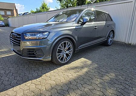 Audi SQ7 +4.0+TDI+quattro+AllradLe+SHZ+Pano+HUD+Bose