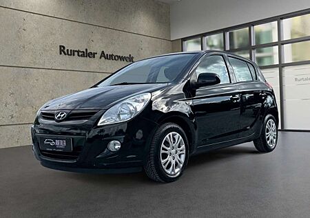 Hyundai i20 1.2 Comfort *KLIMAAUT*USB/AUX*ALLWETTER*TÜV*