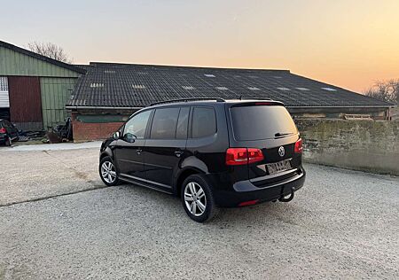 VW Touran Volkswagen 1.4 TSI MATCH
