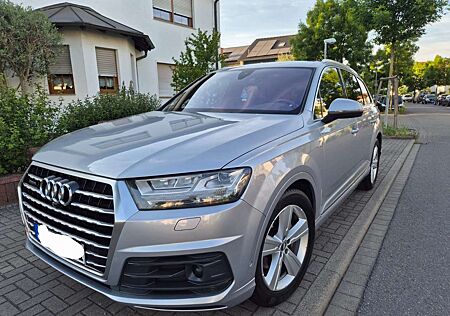 Audi Q7 3.0 TDI quattro tiptronic Sline Quattro