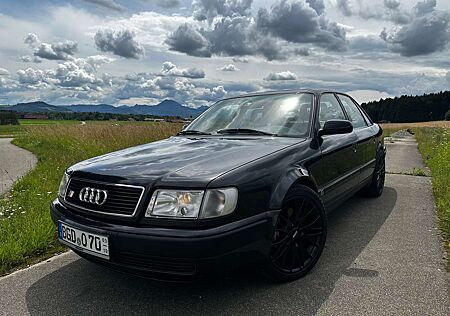 Audi 100 S4