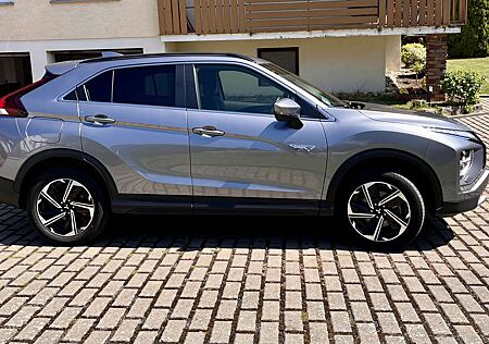 Mitsubishi Eclipse Cross gebraucht kaufen Mitsubishi Eclipse Cross Plus Hybrid 4WD