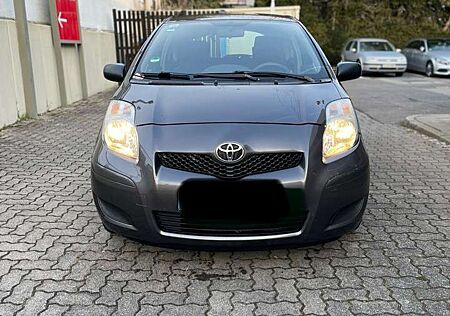 Toyota Yaris (KSP90) 1.0 Benzin