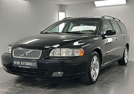 Volvo V70 Kombi 2.4 Momentum Automatik AHK