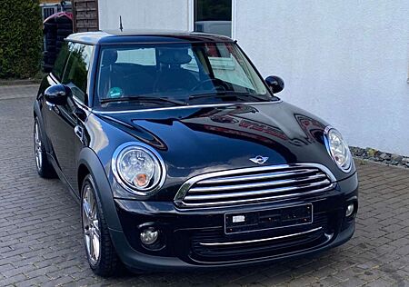 Mini Cooper 1.6 Klimaautomatik Sitzh.Tempomat PDC E5