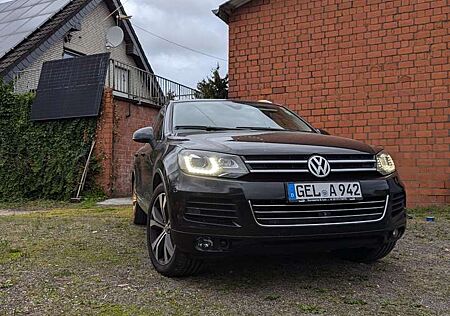VW Touareg Volkswagen 4.2 V8 TDI DPF Automatik