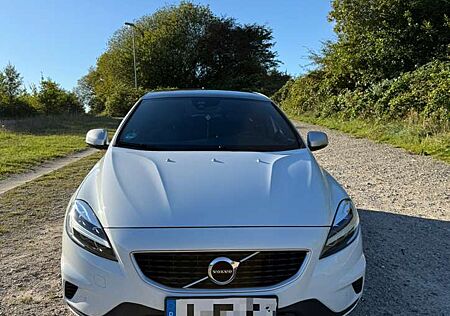 Volvo V40 R-Design