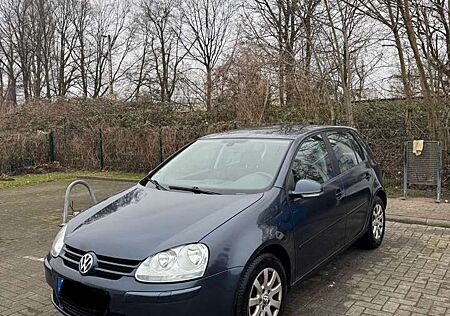 VW Golf Volkswagen V 1.4 ( Tuv neu , Klima , Reifen neu..)