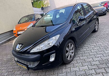 Peugeot 308 HDi FAP 135 Automatik Platinum