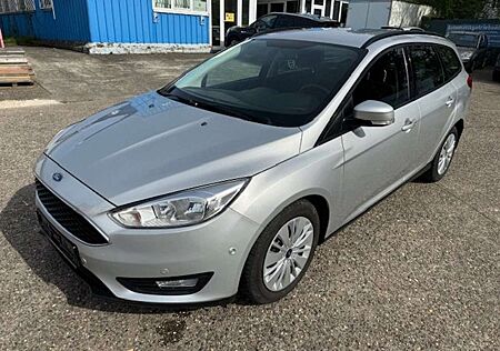 Ford Focus Turnier Diesel Turnier 1.5 TDCi DPF Start-St