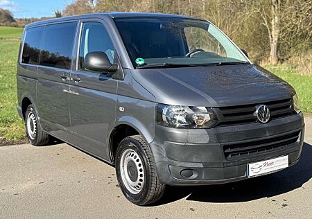 VW T5 Transporter Volkswagen Kombi