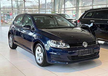 VW Golf Volkswagen VII Lim. 1,6 TDI BMT/NAVI/LM/SITZHEIZUNG/