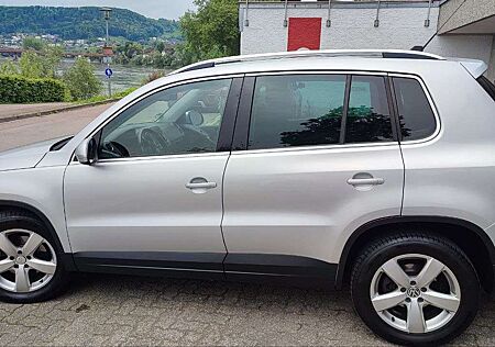 VW Tiguan Volkswagen 2.0 TDI DPF 4Motion Sport