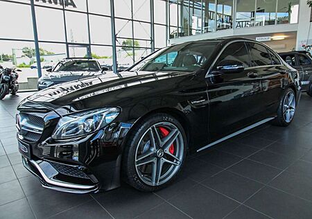 Mercedes-Benz C 63 AMG S/Driver's/Pano/Burmester®/Carbon/HUD