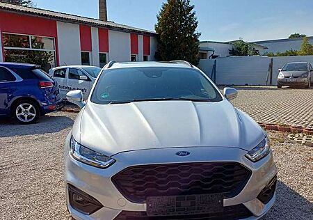 Ford Mondeo Turnier