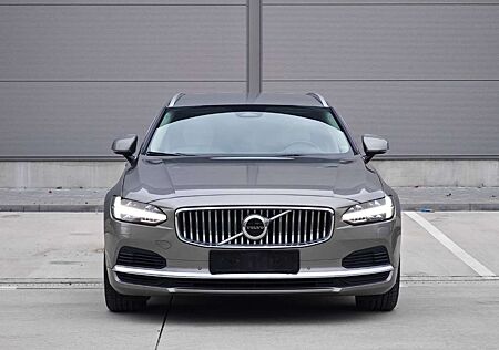 Volvo V90 T6 Recharge 2.0 Momentum Pro AWD