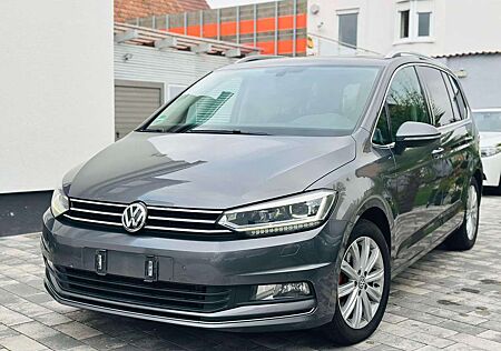 VW Touran Volkswagen 2,0 TDI Highline*ACC*XENON* 7-Sitzer* AHK*