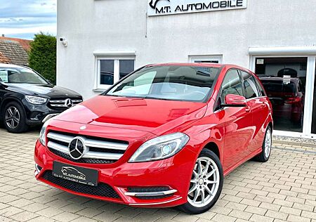 Mercedes-Benz B 220 4Matic*KLIMA*PDC*TEMPOMAT*Bi-XENON*AHK*