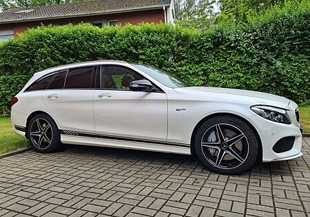 Mercedes-Benz C 43 AMG ILS/HUD/Pef.klapp/keyles/pano/4 zonen/Rote Gurte