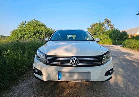 VW Tiguan Volkswagen 2.0 TDI DPF 4Motion DSG Track & Style