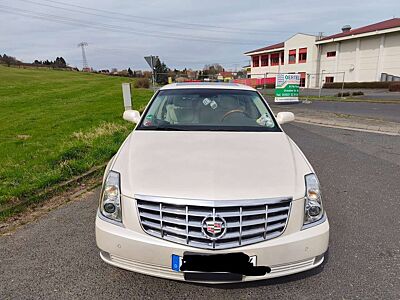 Cadillac DTS