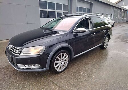 VW Passat Alltrack Volkswagen Variant Basis BMT 4Motion+LEDER
