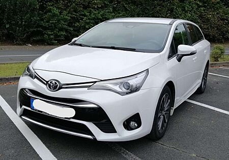 Toyota Avensis Touring Sports 1.8 Edition S+