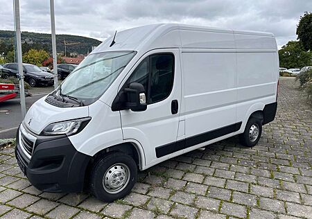 Peugeot Boxer 335 L2H2 BlueHDi 140 Stop