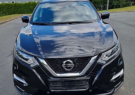 Nissan Qashqai 1.3 DIG-T DCT N-CONNECTA