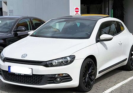 VW Scirocco Volkswagen 1.4 TSI*1.Hand*Pano*Xenon*Garantie*