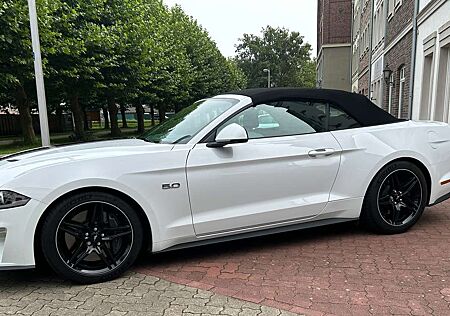 Ford Mustang GT Convertible