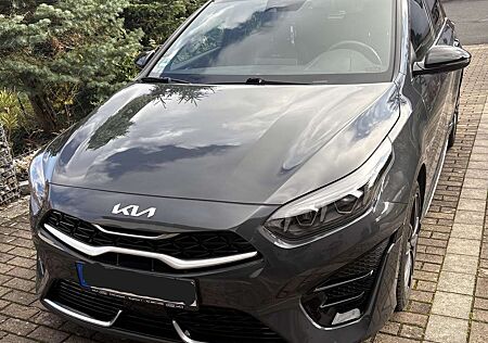 Kia Cee'd Ceed / Ceed 1.5 T-GDI DCT7 OPF Platinum