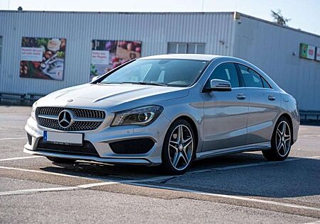 Mercedes-Benz CLA 200 7G-DCT AMG Line