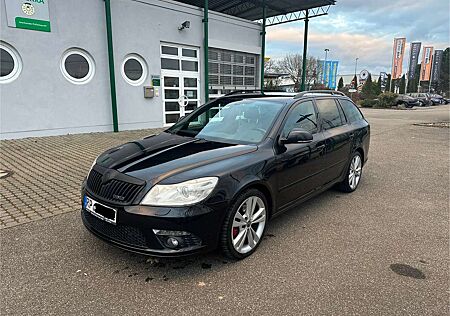 Skoda Octavia Combi 2.0 TSI RS