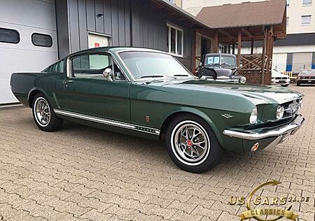 Ford Mustang Fastback, 289 V8, Frame-Off Restauration