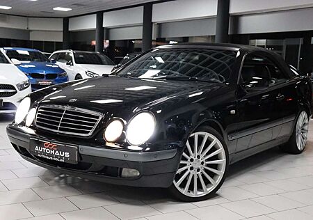 Mercedes-Benz CLK 320 ELEGANCE|PDC|SHZ|SPORT|CD