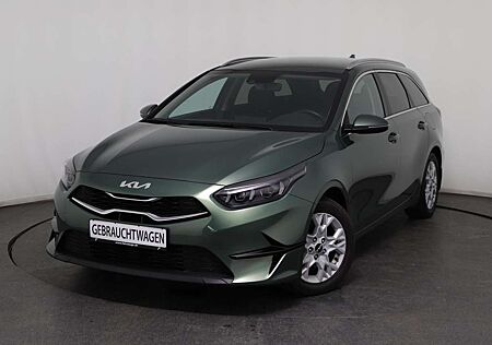 Kia Ceed / cee'd Gold 1.5 T-GDI 118kW (160 PS) 7-DCT