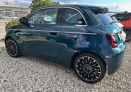 Fiat 500E La Prima by Bocelli