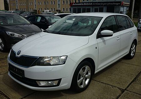 Skoda Rapid /Spaceback 1.2 TSi Drive PDC! XENON! Tempmat!
