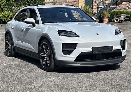 Porsche Macan 4 22 EXCLUSIVE CARBON*INNODRIVE*PANORAMA*