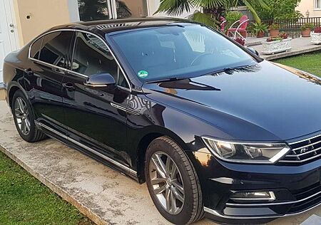VW Passat Volkswagen 2.0 TDI (BlueMotion Technology) DSG Highline