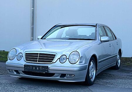 Mercedes-Benz E 270 CDI CLASSIC